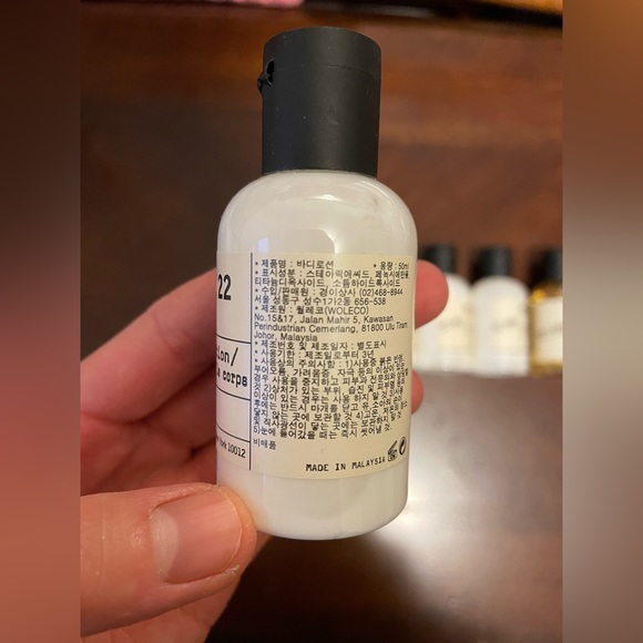 Le Labo Bergamote 22 Perfuming Body Lotion - Picture 2 of 2